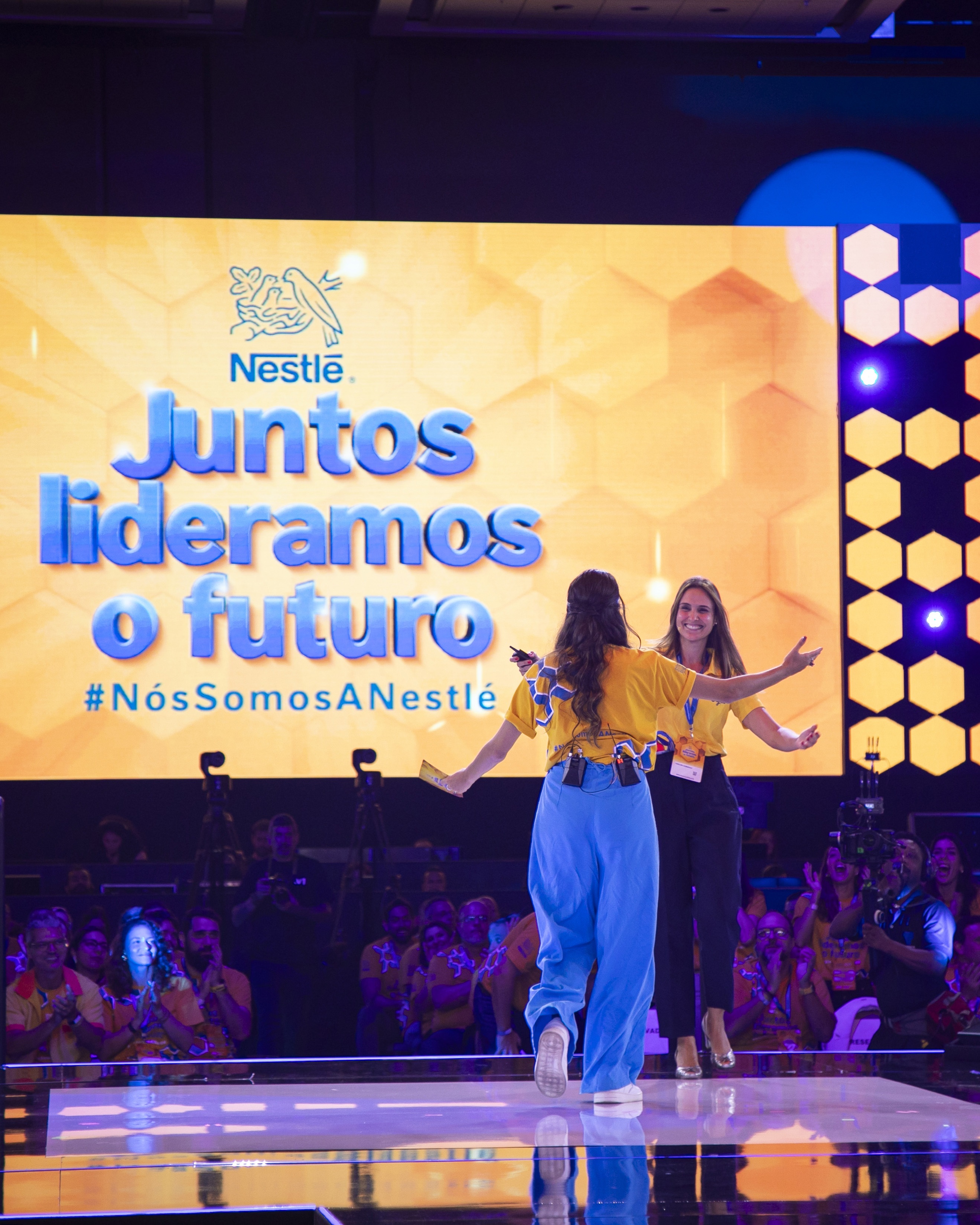 CV 2025 NESTLE 1156 CV 2025 NESTLE 1156