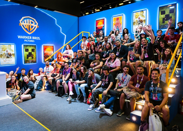 TV1 Website2024 Cases Warner CCXP galeria 21
